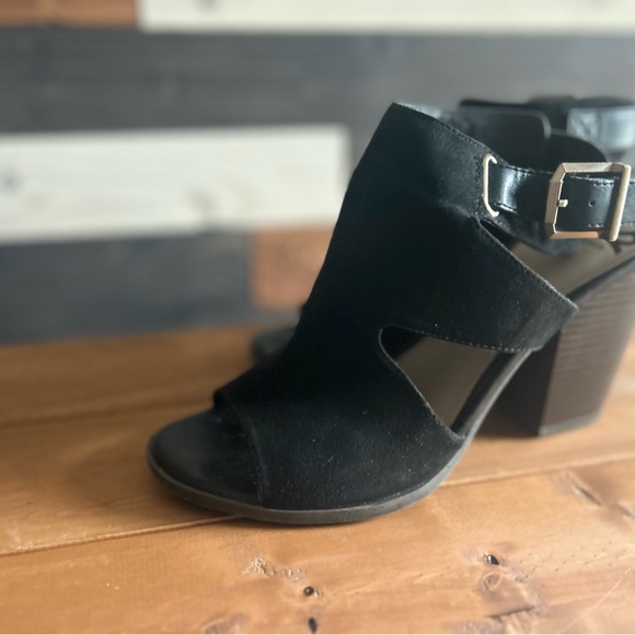 High heels sandals Fergalicious - Picture 3 of 6